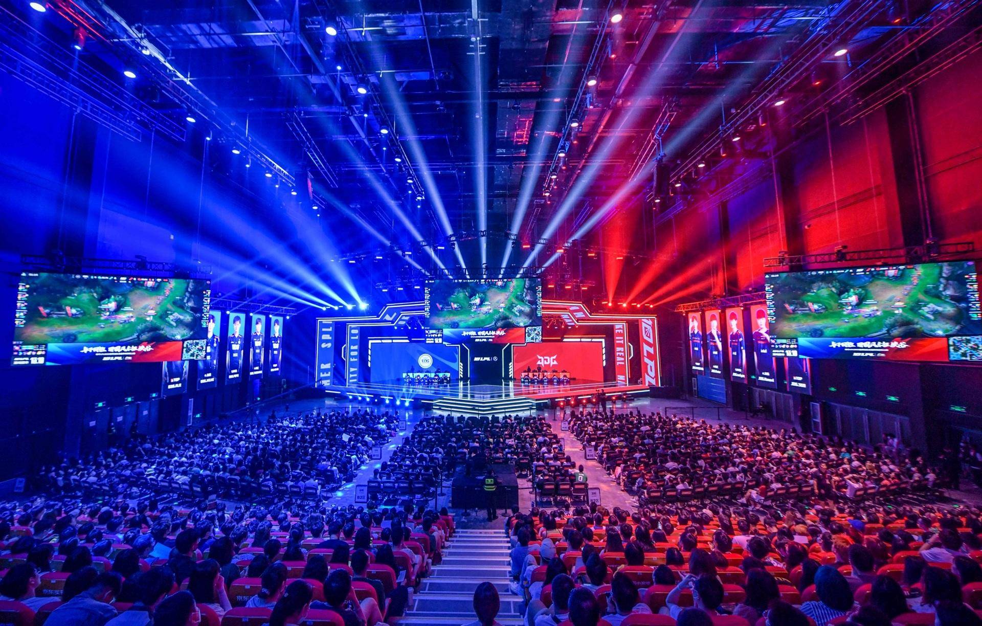 这里假设巴 这里假设巴