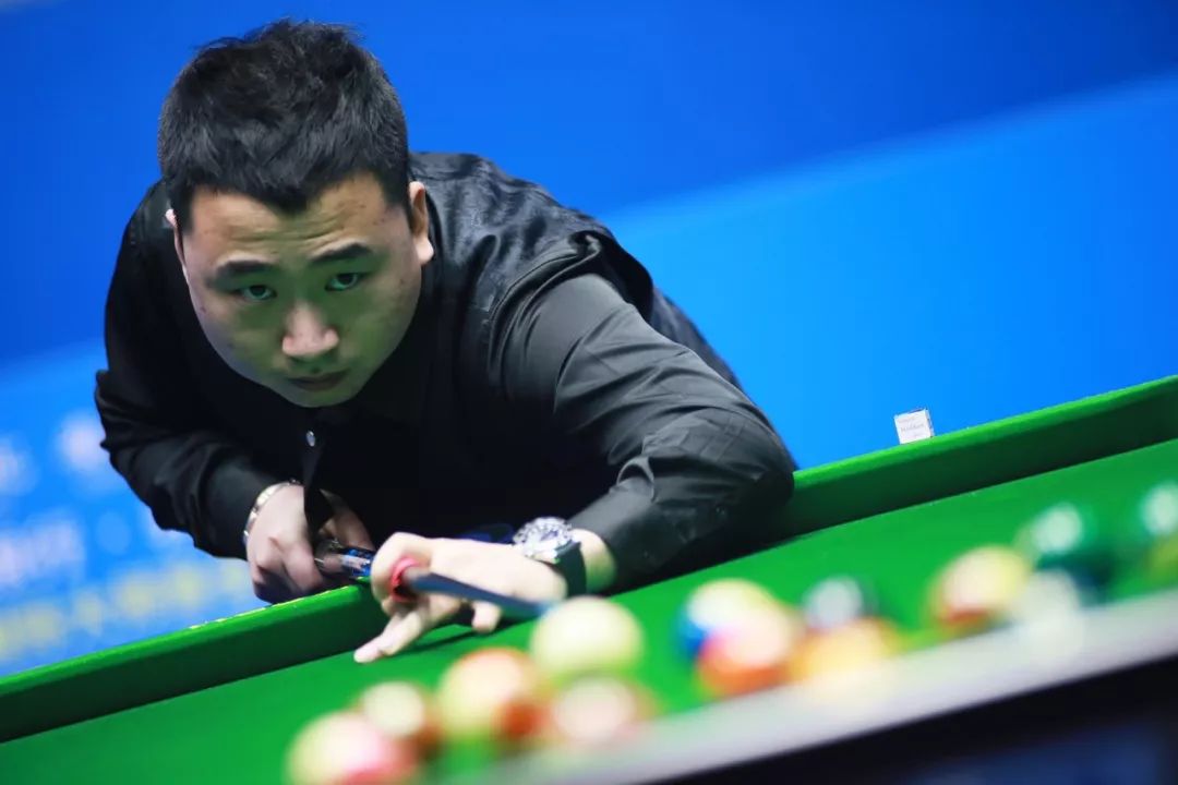 球队正在重 球队正在重